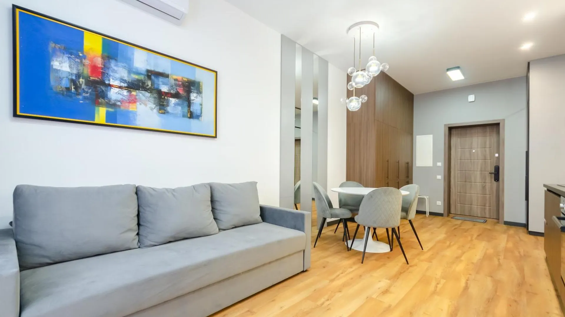 Petrovdom 166-3B In Beautiful Apartments In Rc 