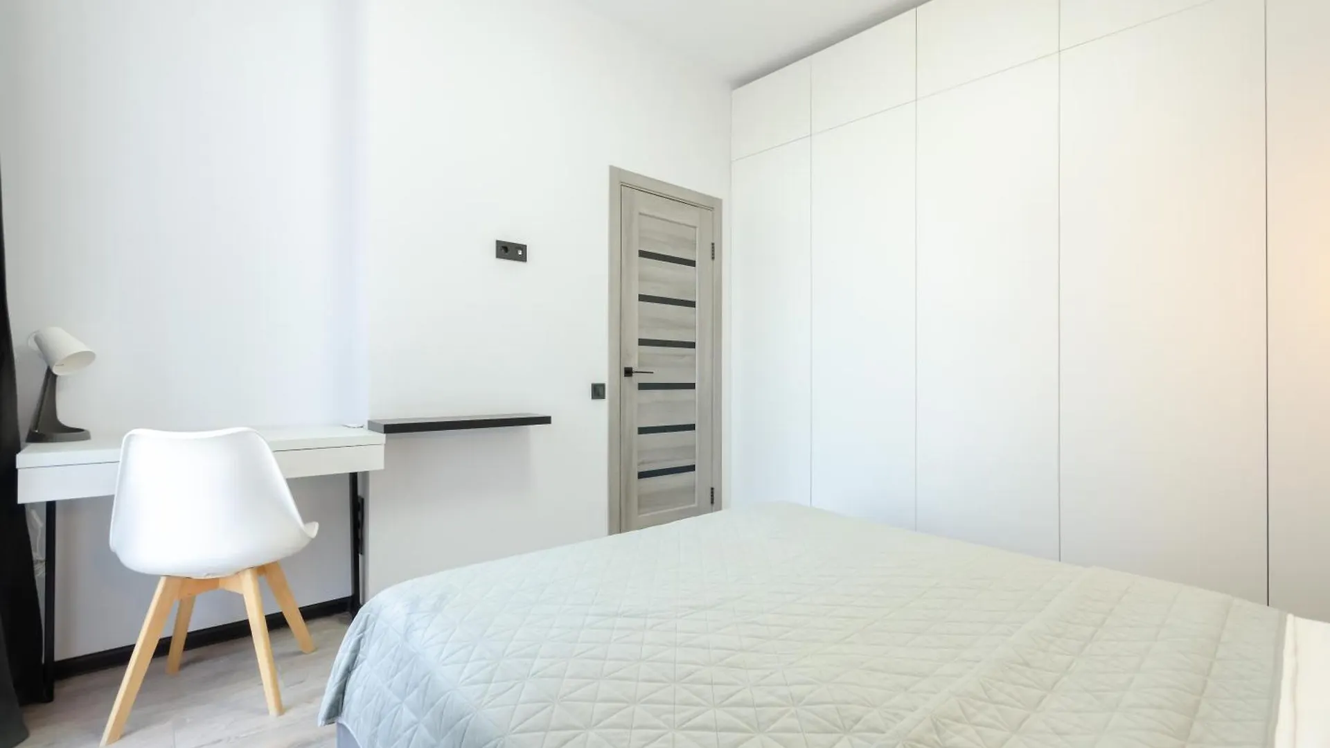 Petrovdom 166-3B In Beautiful Apartments In Rc 